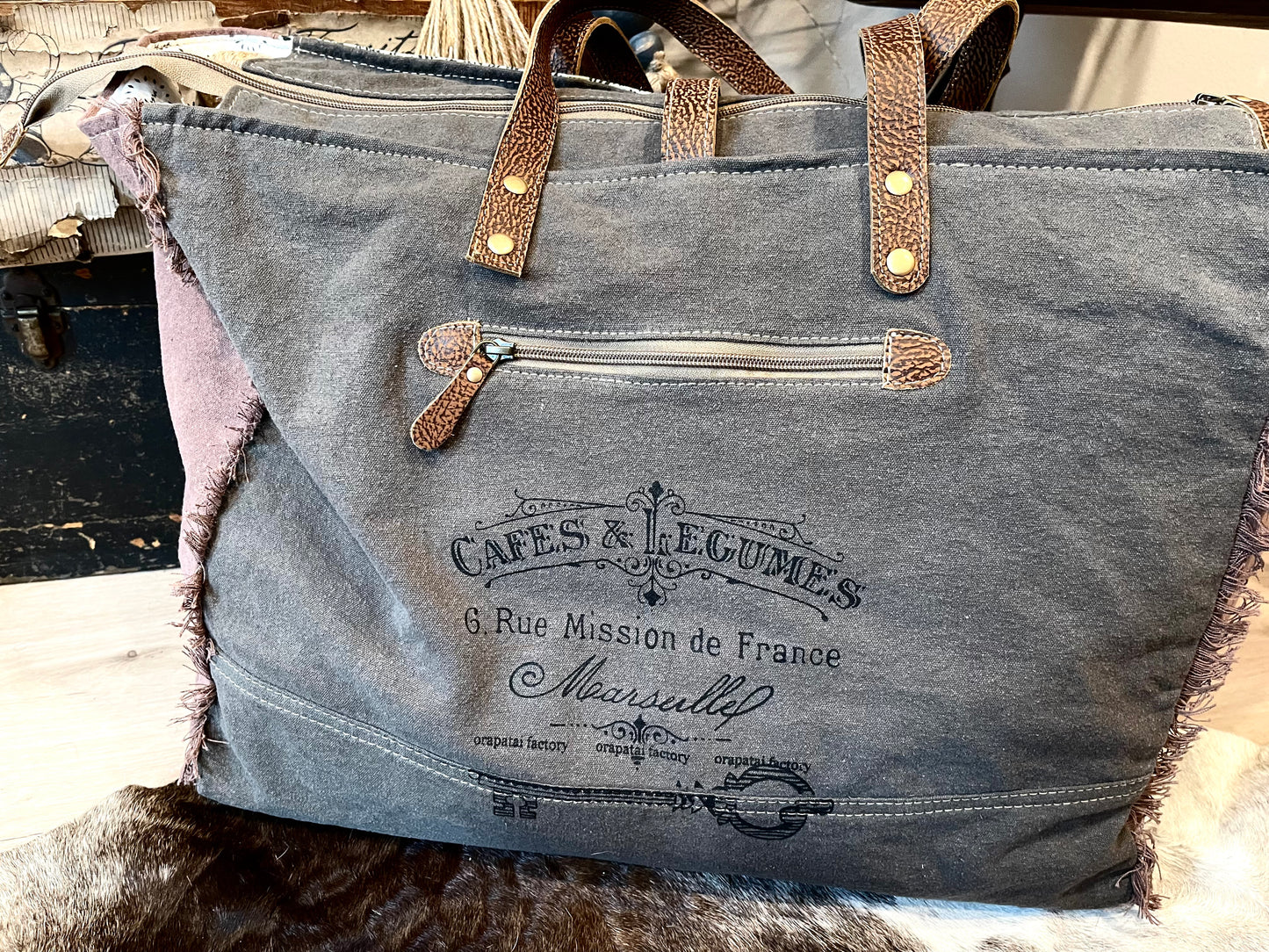 Green Floral Weekender