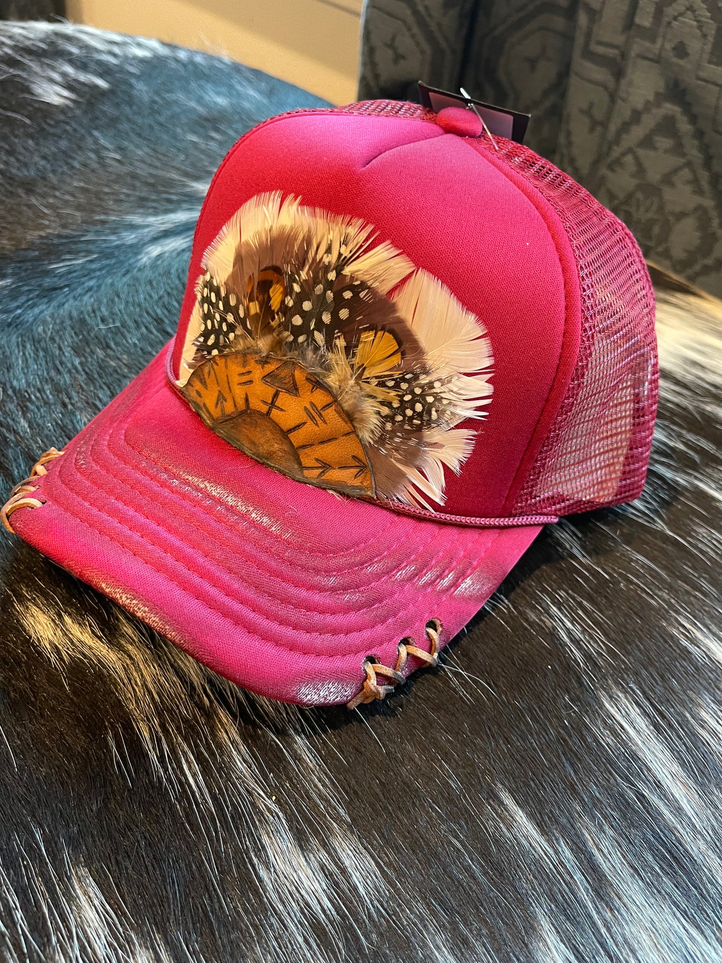 MAROON-FEATHERED (LAST ONE)