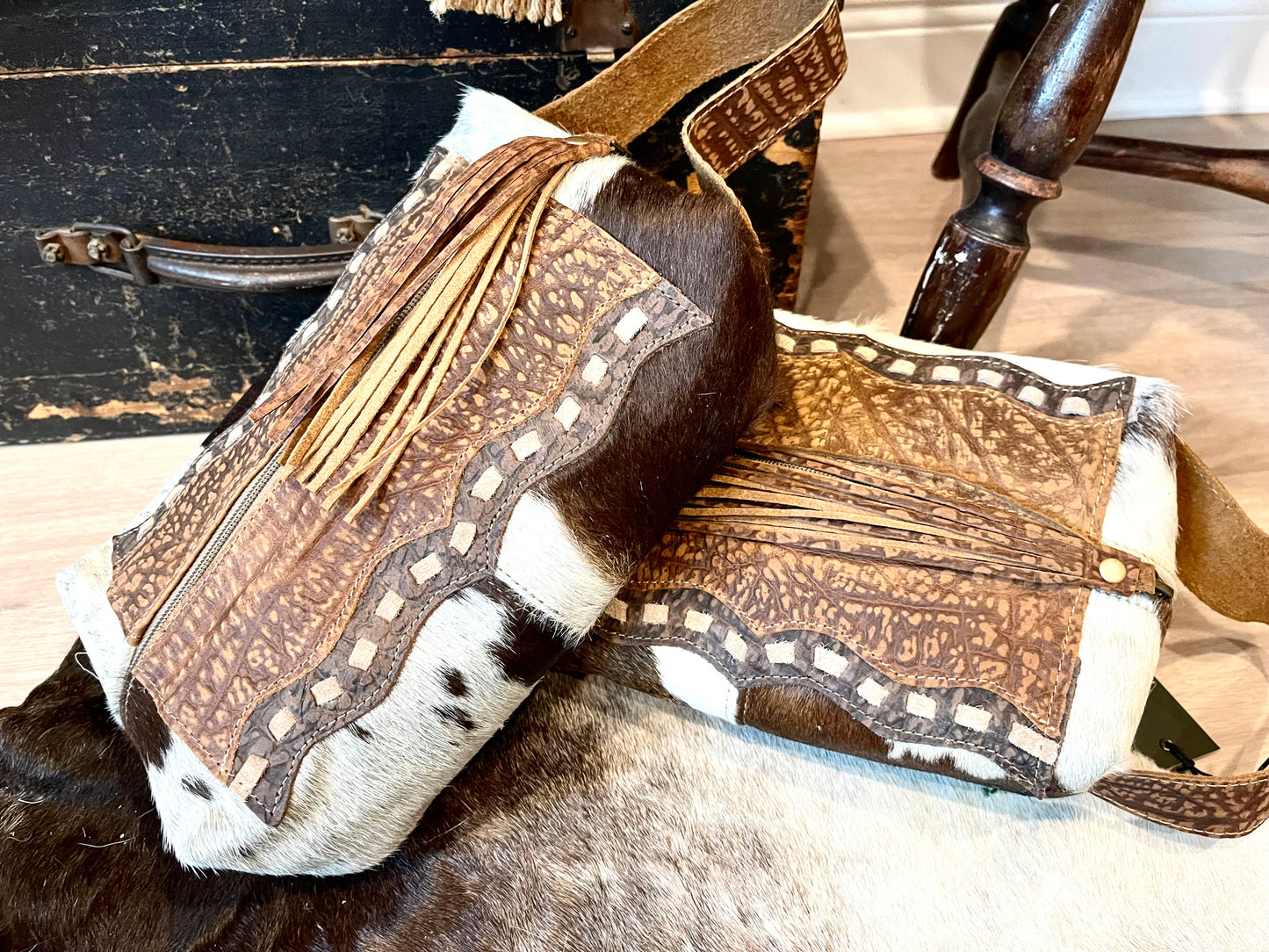 NATURAL COWHIDE MAKE-UP BAG