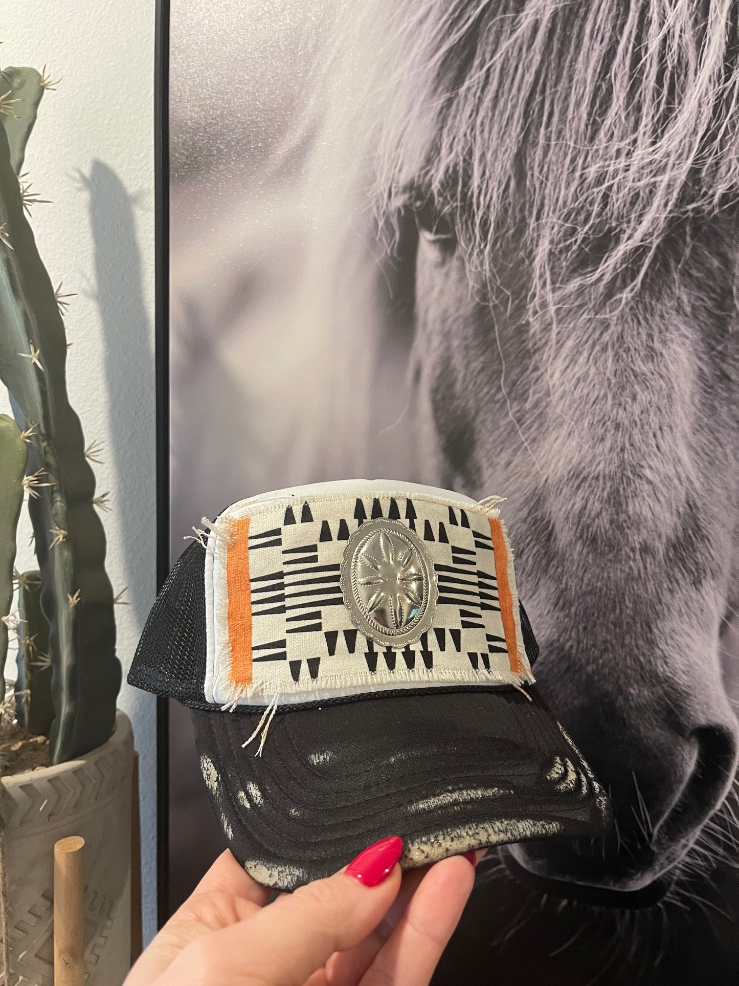 Trendy Trails Hat (LIMITED EDITION) LAST ONE