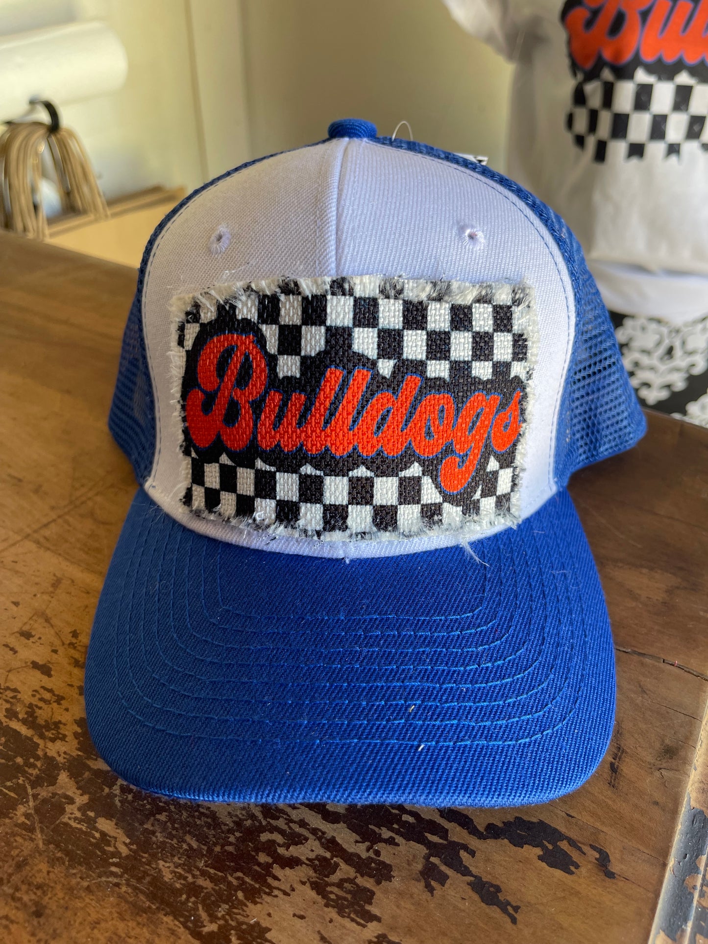 BULLDOGS CHECKERED HAT