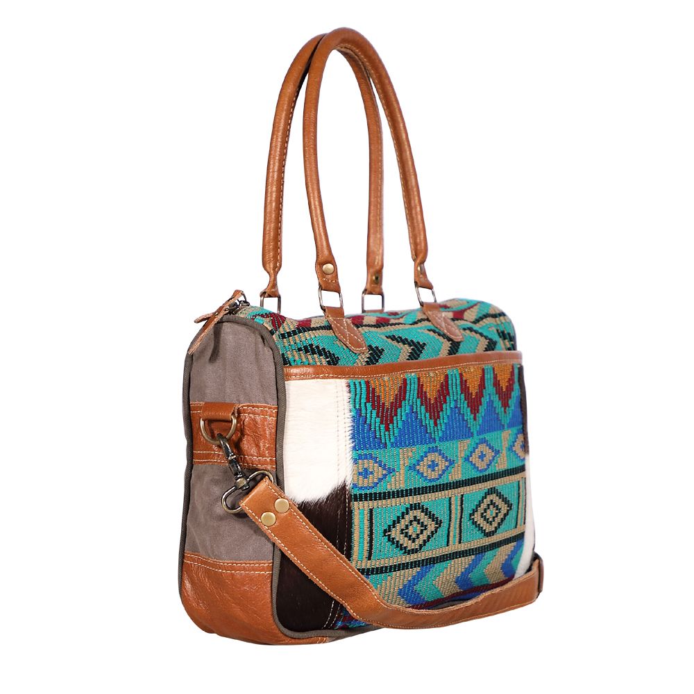 BOLD AND BEAUTIFUL BAG