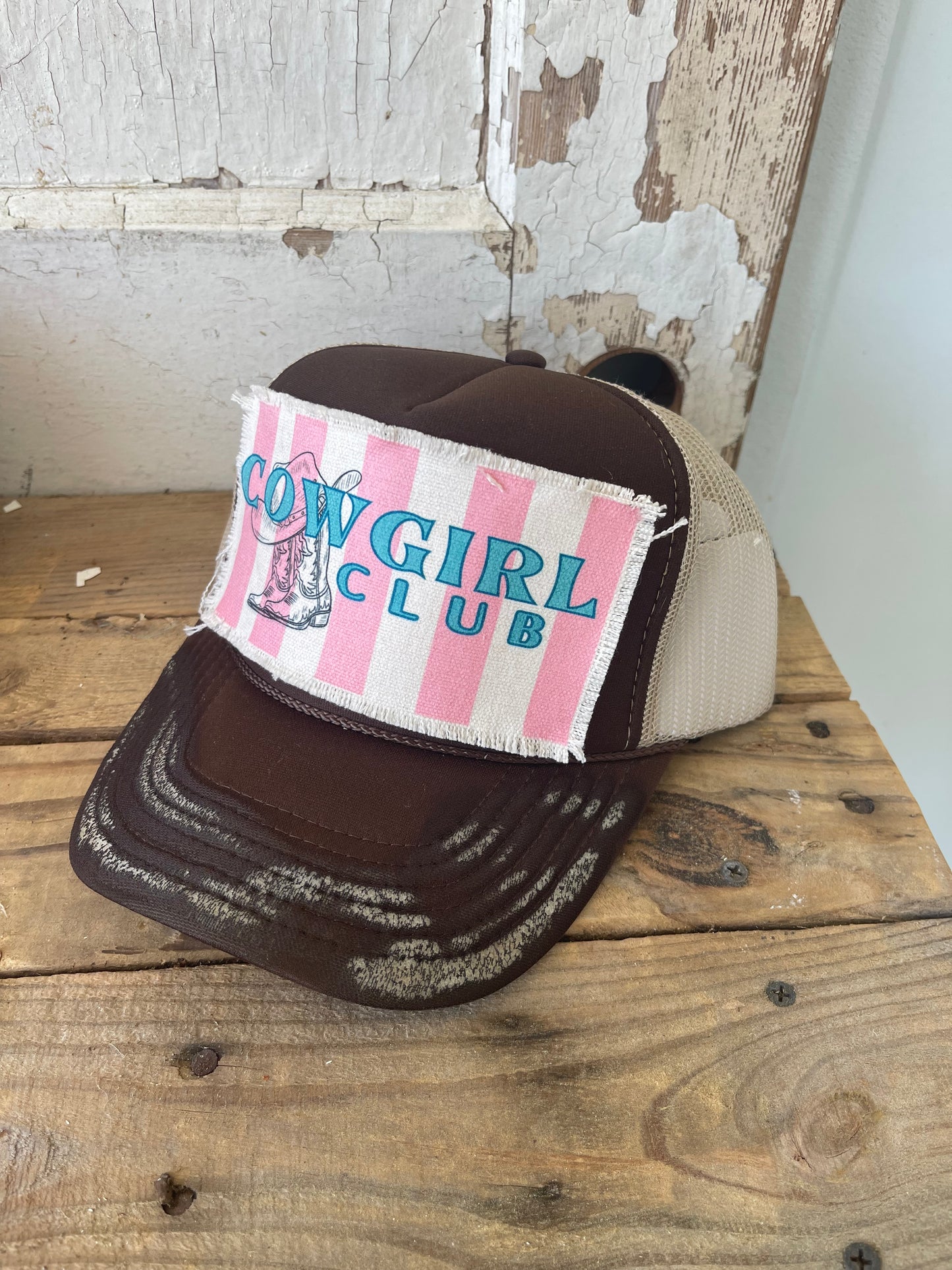 COWGIRL CLUB
