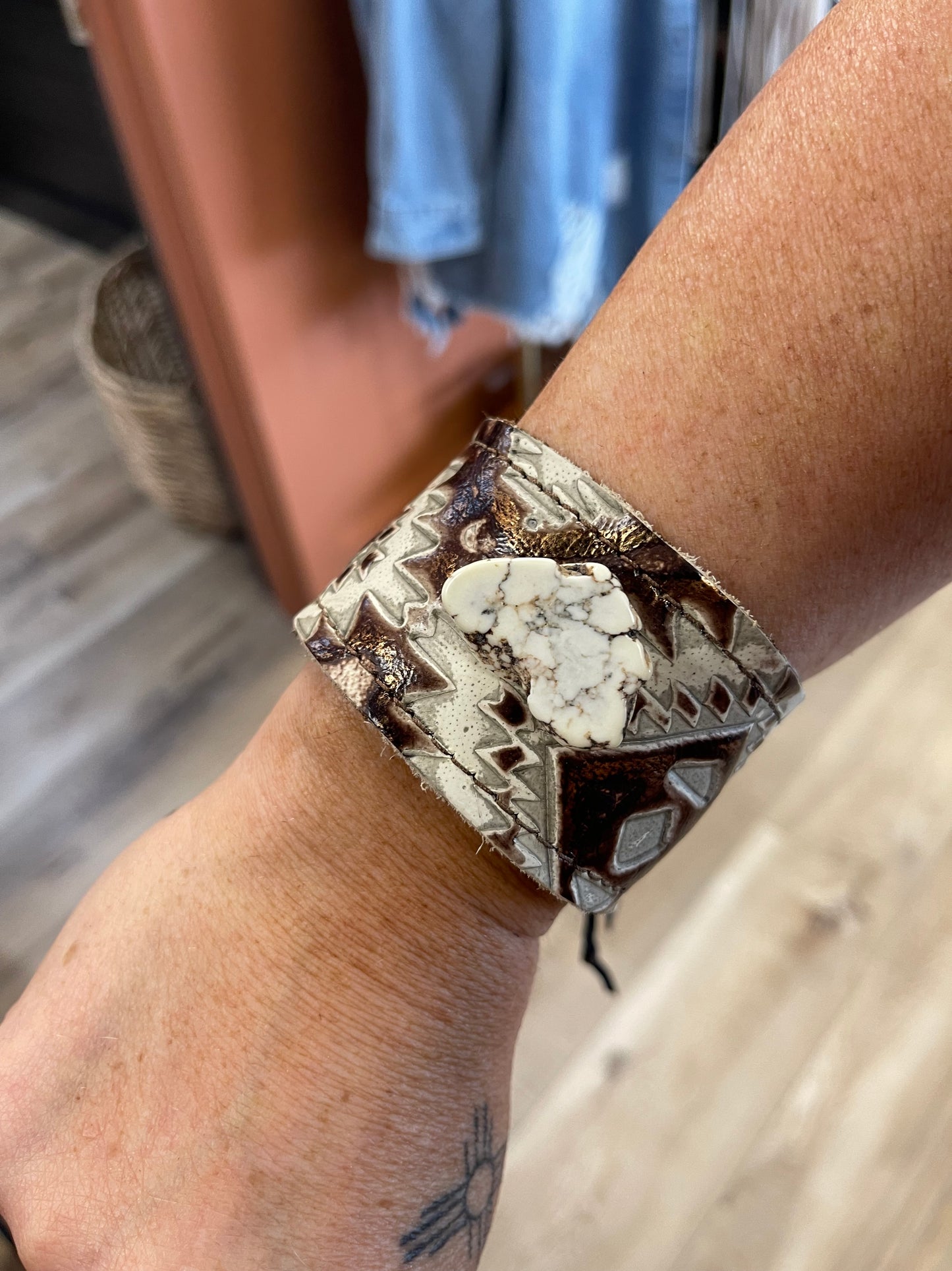 BRONZE & IVORY WIDE CUFF