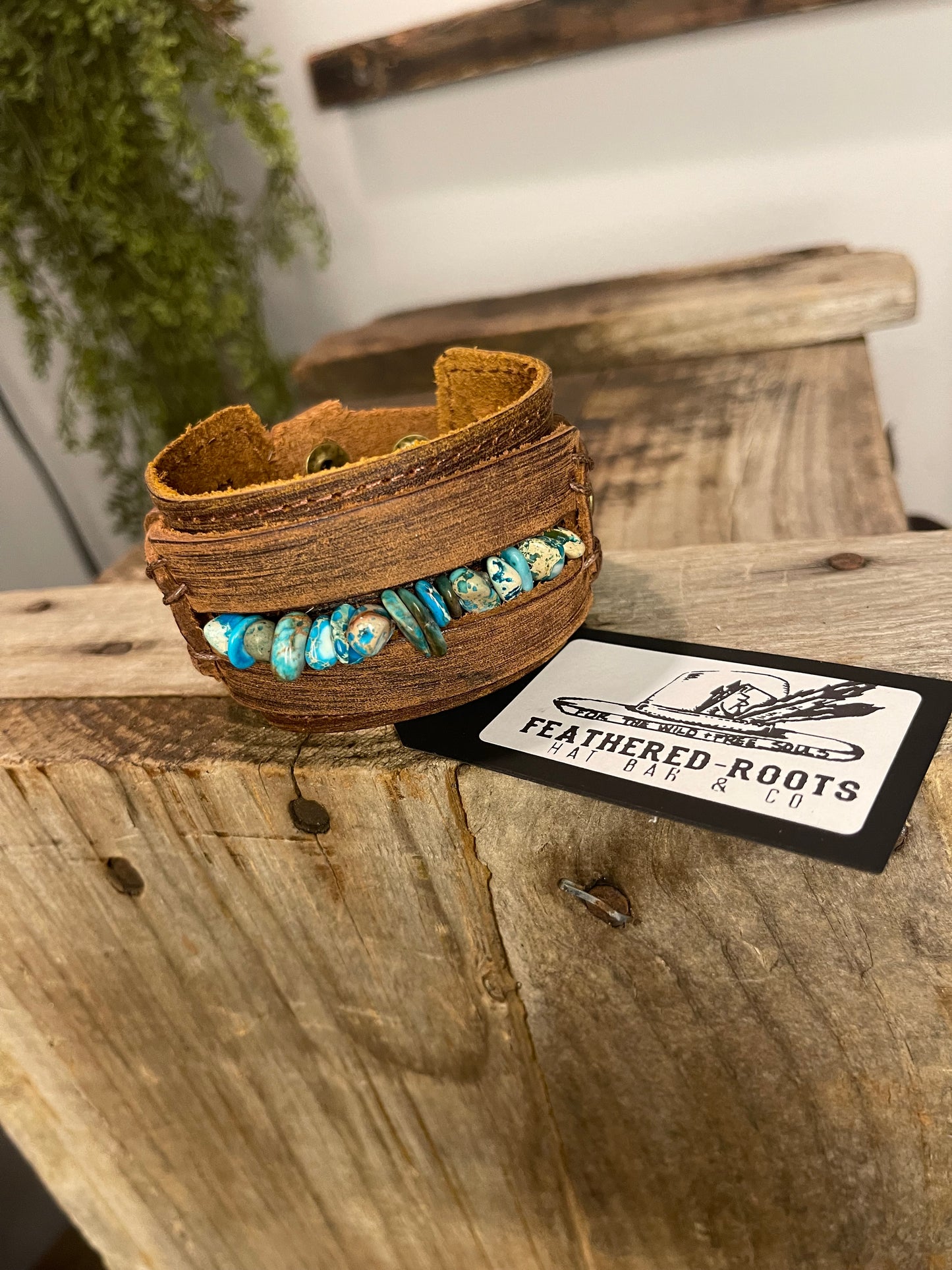 WIDE COWHIDE CUFF